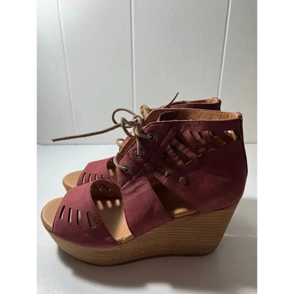 Caterpillar shoes   - Picture 2 of 4